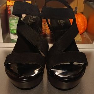 Black strappy wedges